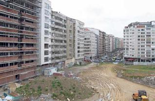 La parcela de Rosalía se sitúa en la urbanización que prolongará  la actual calle.  